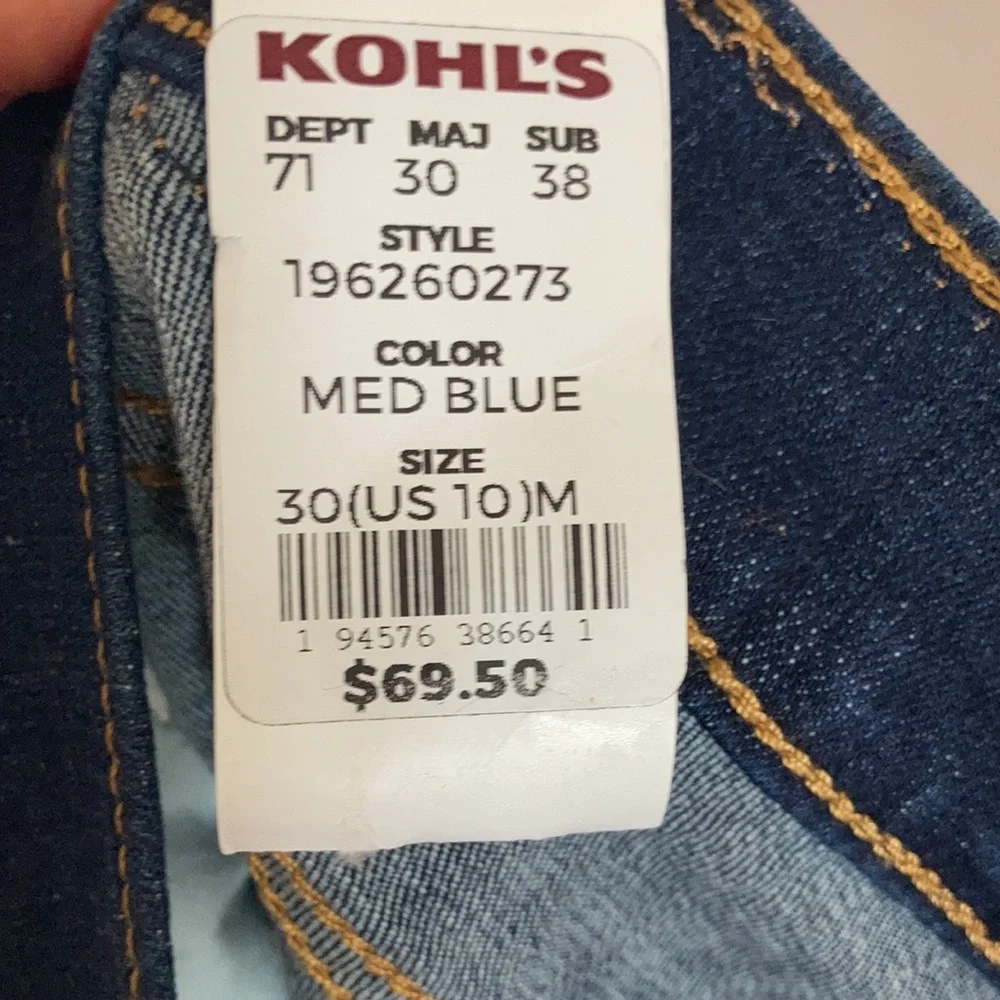 Levi’s 311 shaping skinny distressed jean with stretch size 30